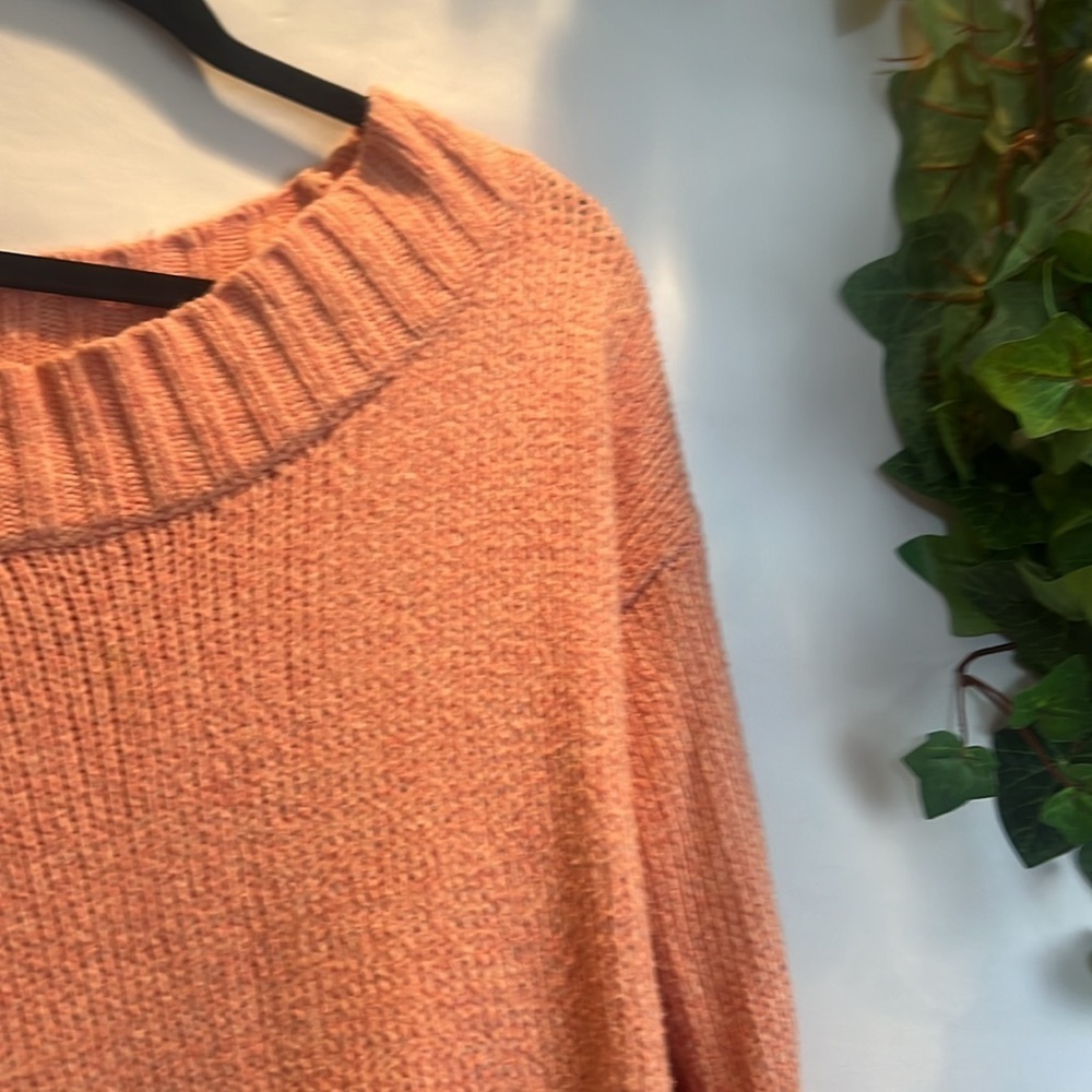 Free People Oversized off the shoulder peach  sweater cotton - Picture 3 of 8